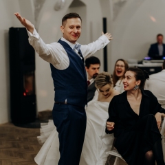 Svatebni-party-265-of-280