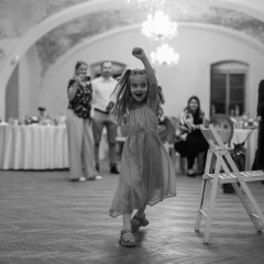 Svatebni-party-428-of-150